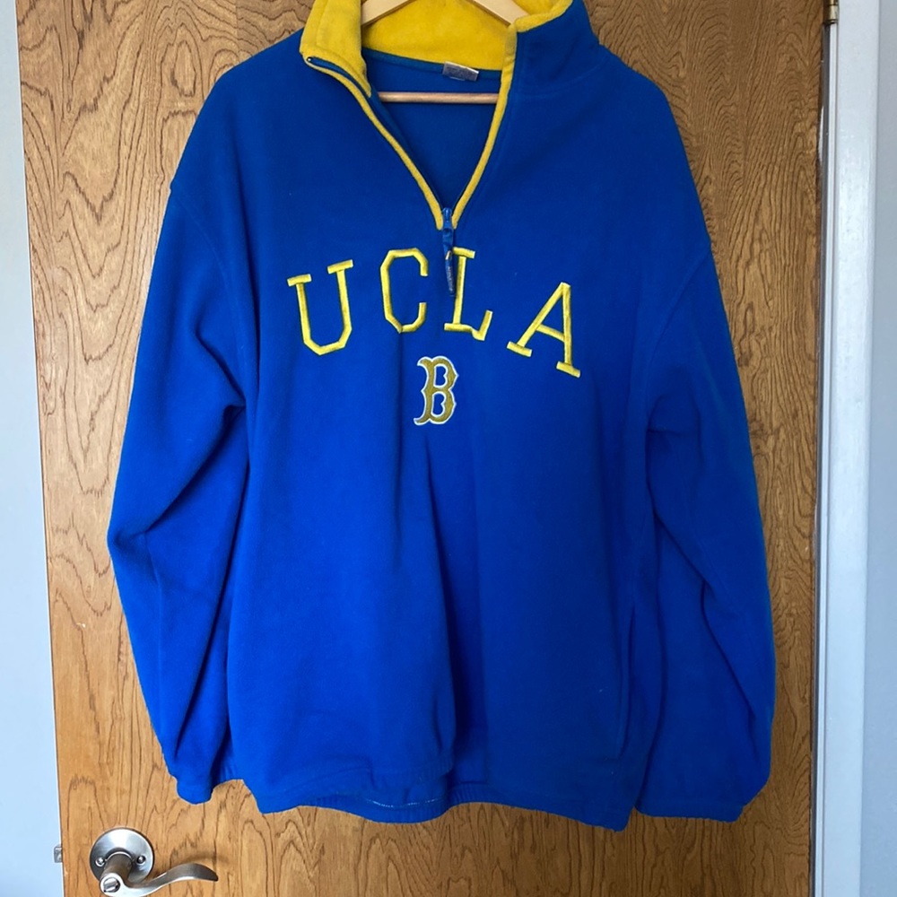UCLA Bruins Large Half Zip Up Fleece Sweater